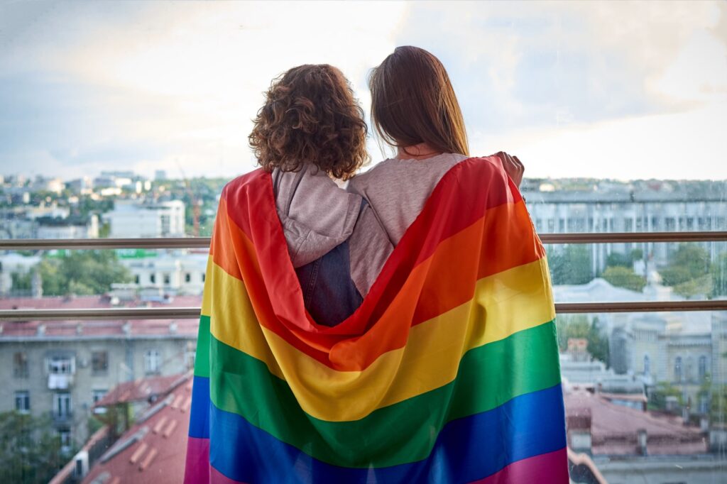 Te działania sprawią, że twoje miejsce pracy będzie LGBTQ+ friendly. Jak wspierać społeczność LGBT?