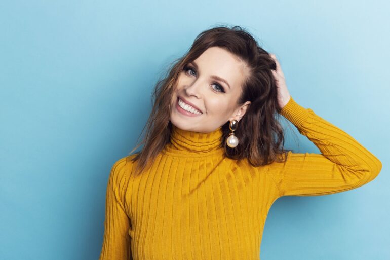 Dlaczego wytykamy innym błędy? To przez dobrostan językowy – wywiad z Pauliną Mikułą